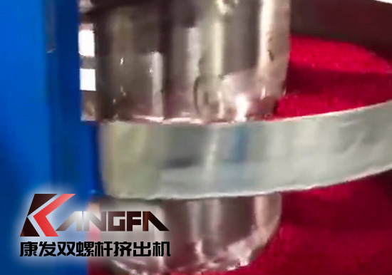 康發(fā)雙螺桿擠出機85-200電纜料生產線 PLC控制 維護方便 效率更高 設計合理 使用范圍廣泛