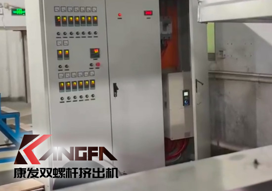 JSH雙階式85/200單、雙螺桿造粒機(jī)電纜料生產(chǎn)線試機(jī) 產(chǎn)量達(dá)1.5噸/每小時(shí)