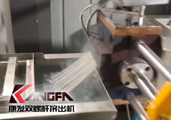 65高扭+PLC，尼龍加纖雙螺桿造粒機試機